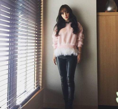 皮裤网红被爆料视频,揭秘背后真相与争议